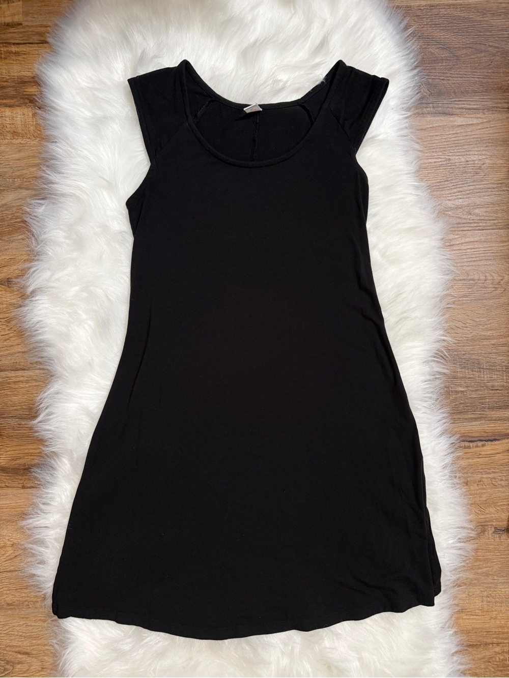 Old Navy Black Scoop Neck Cap Sleeve Mini Dress Size XS
